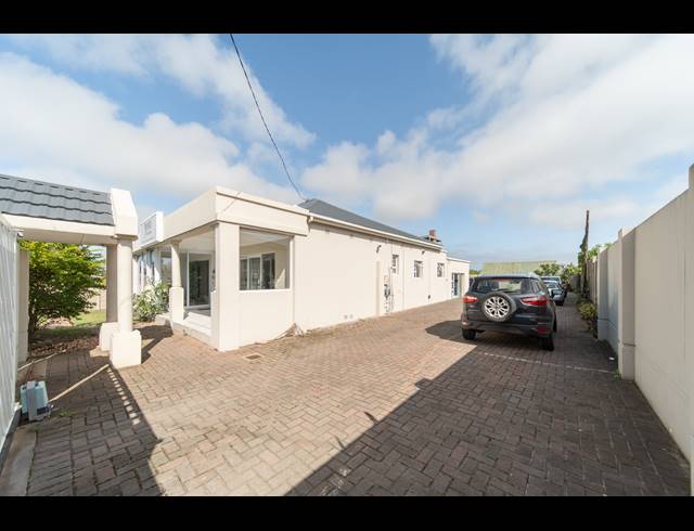 318M² OFFICE FOR SALE IN NAHOON